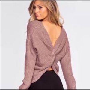 O&O twist back mauve sweater